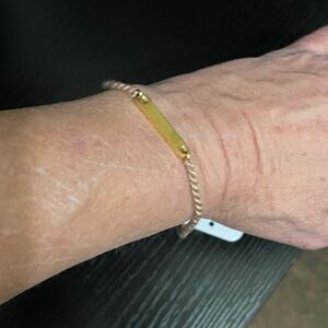 Chic Gold Bracelet for Women